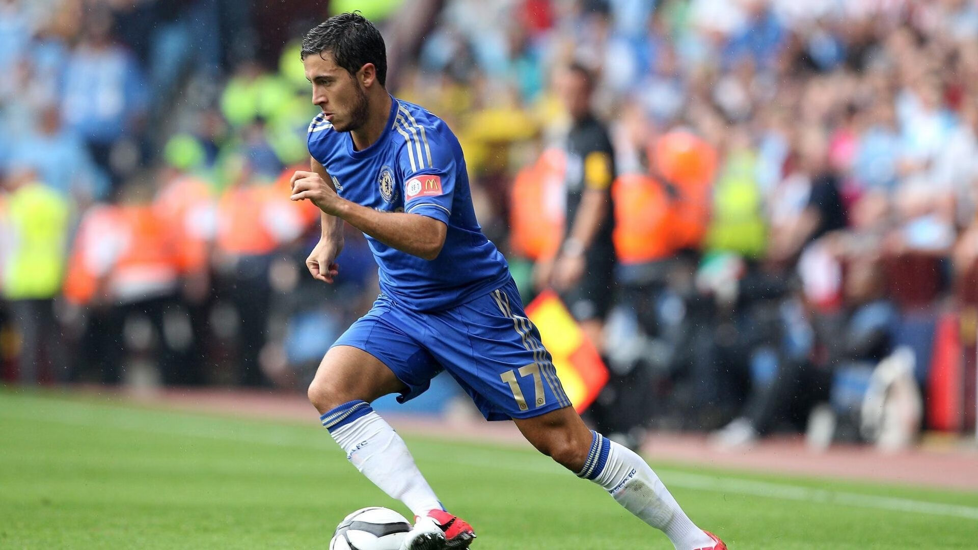 乐鱼体育登录入口-倒数第二轮：五大联赛逐鹿冠军，悬念尚存，联赛倒数第二怎么称呼